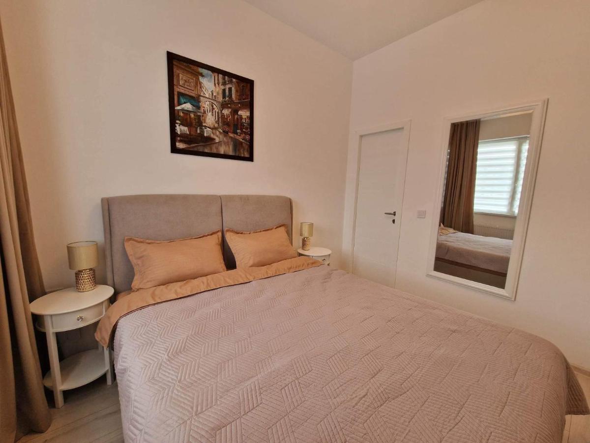 Cozy Corner Apartment บราชอฟ ภายนอก รูปภาพ